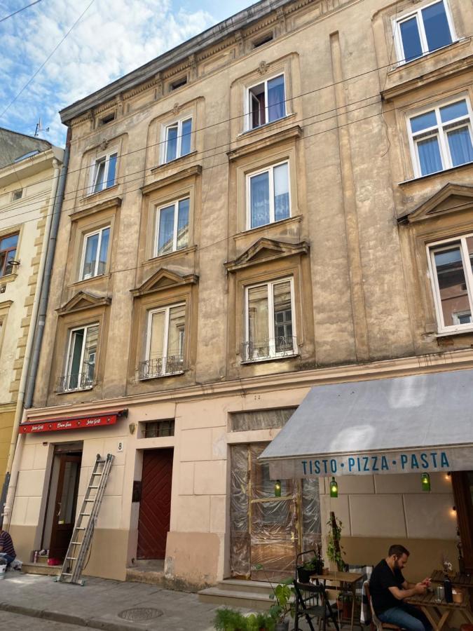 Апартаменти В Центрі Міста Liov Exterior foto